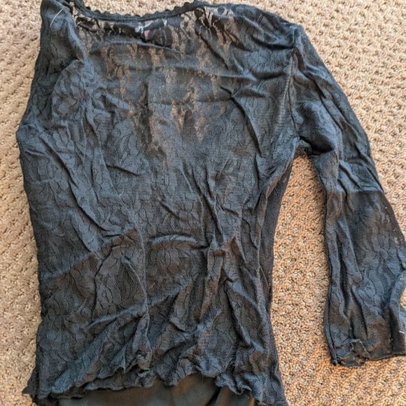 3/4 length Bell-Sleeve Rampage, Black Lace, Wrap Around Blouse - Picture 4 of 4